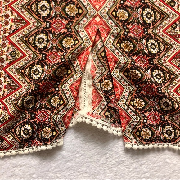 Japna Pattern Racerback Tank Top With Slit on Back - Picture 6 of 6